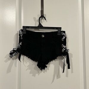 Stylish Black Women's Shorts with Ribbon Detail